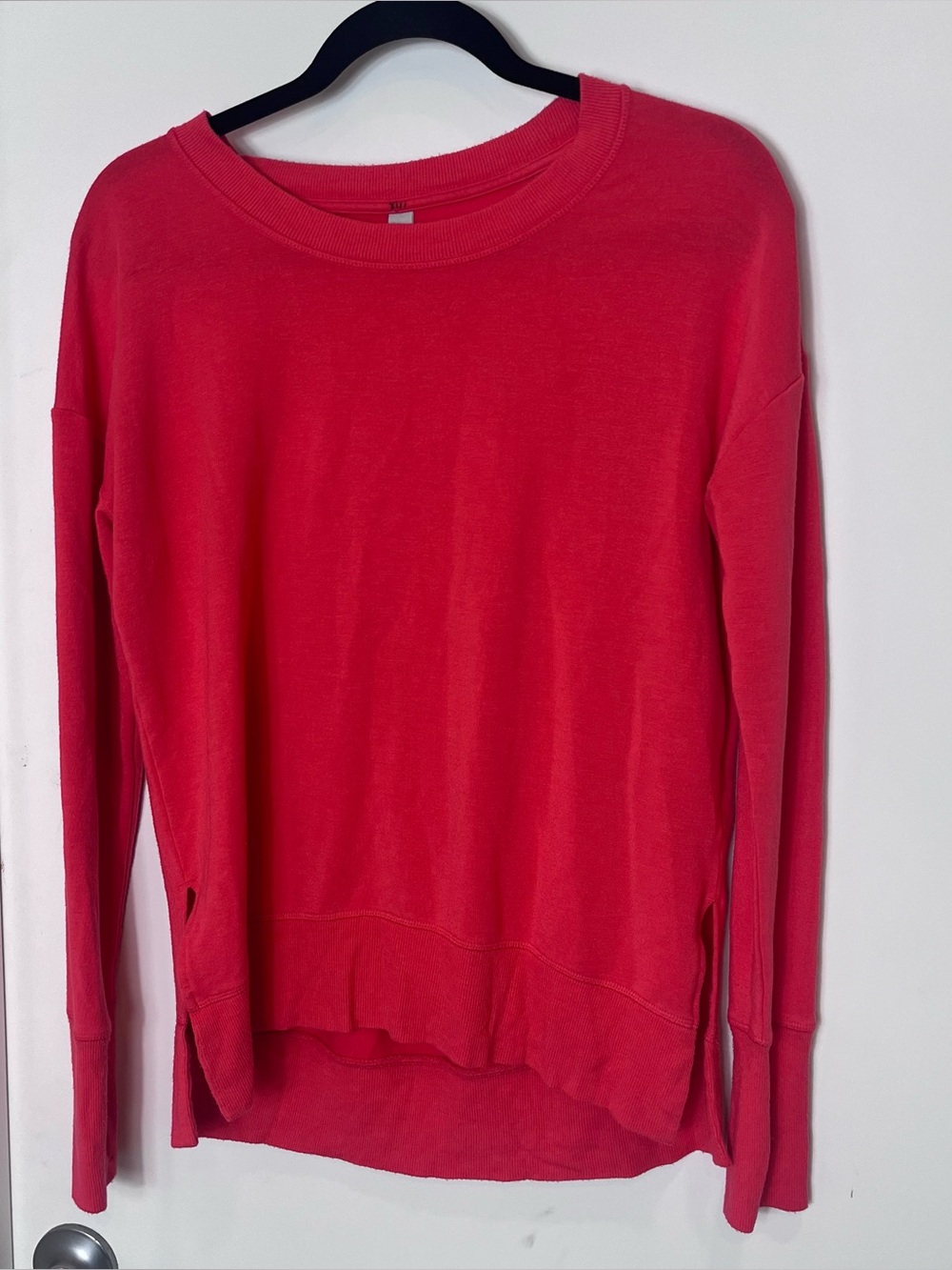 Athleta Coaster Luxe Women’s Sweatshirt Cranberry Red XS Active